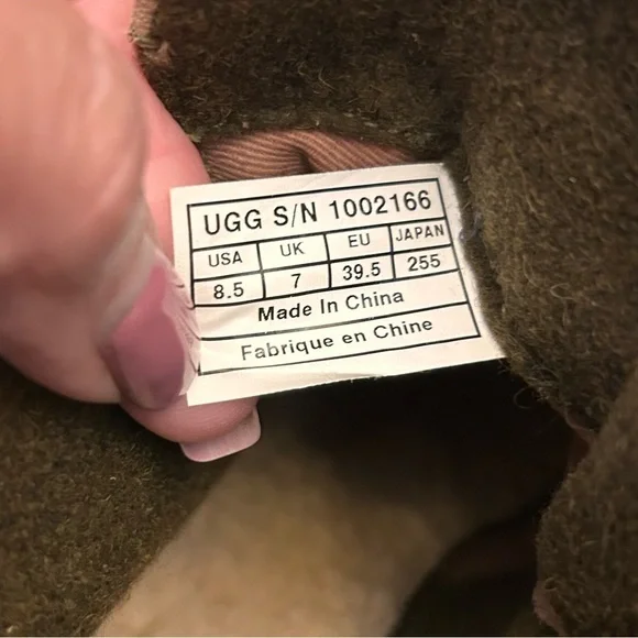 UGG Tan Heeled Lace Up Ankle Boots with Chunky Heel Rugged Sole Lined Size 8.5 - Picture 10 of 15